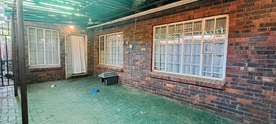 3 Bedroom Property for Sale in Bodorp North West